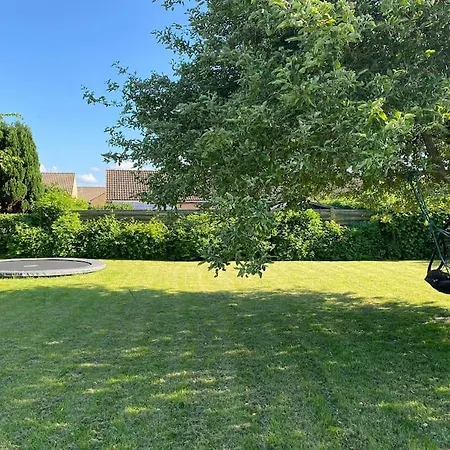 Rolige Omgivelser Taet Pa Kattegat Og Centrum Villa Gilleleje